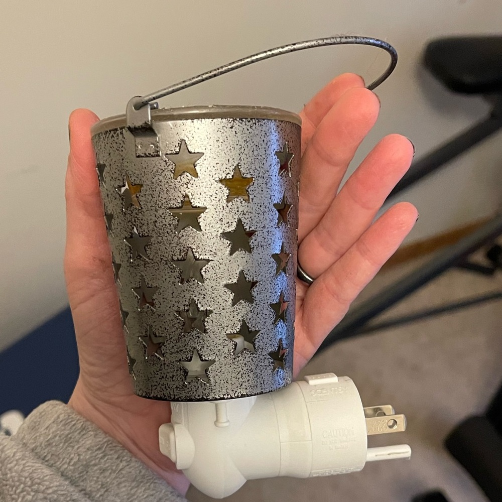 Scentsy plug in